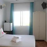 Casa Dia Y Noche Hotel 2*